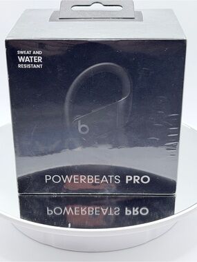 Beats by Dre Powerbeats Pro Wireless Earbuds - Black